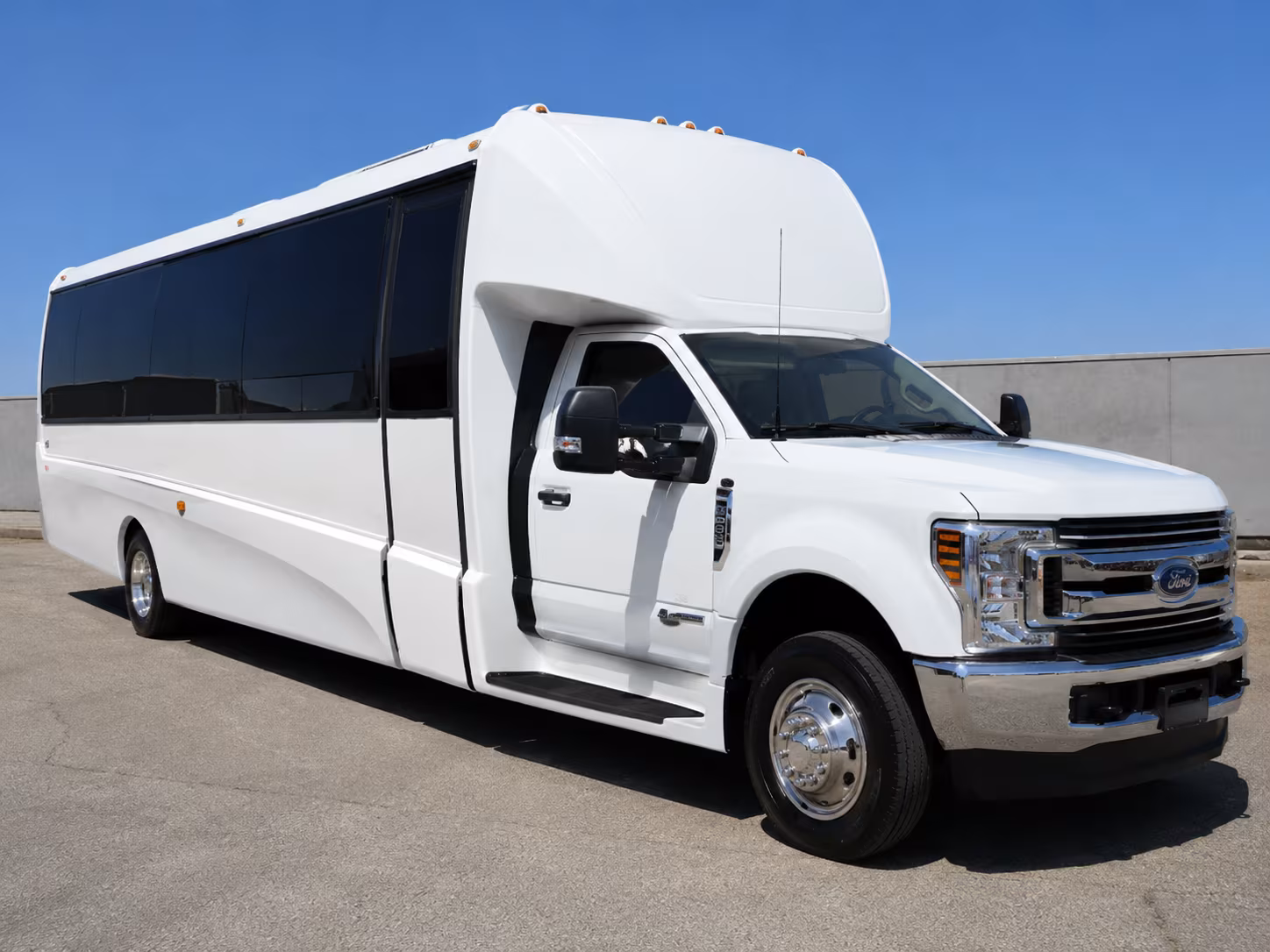 costa mesa group airport transfers in costa mesa