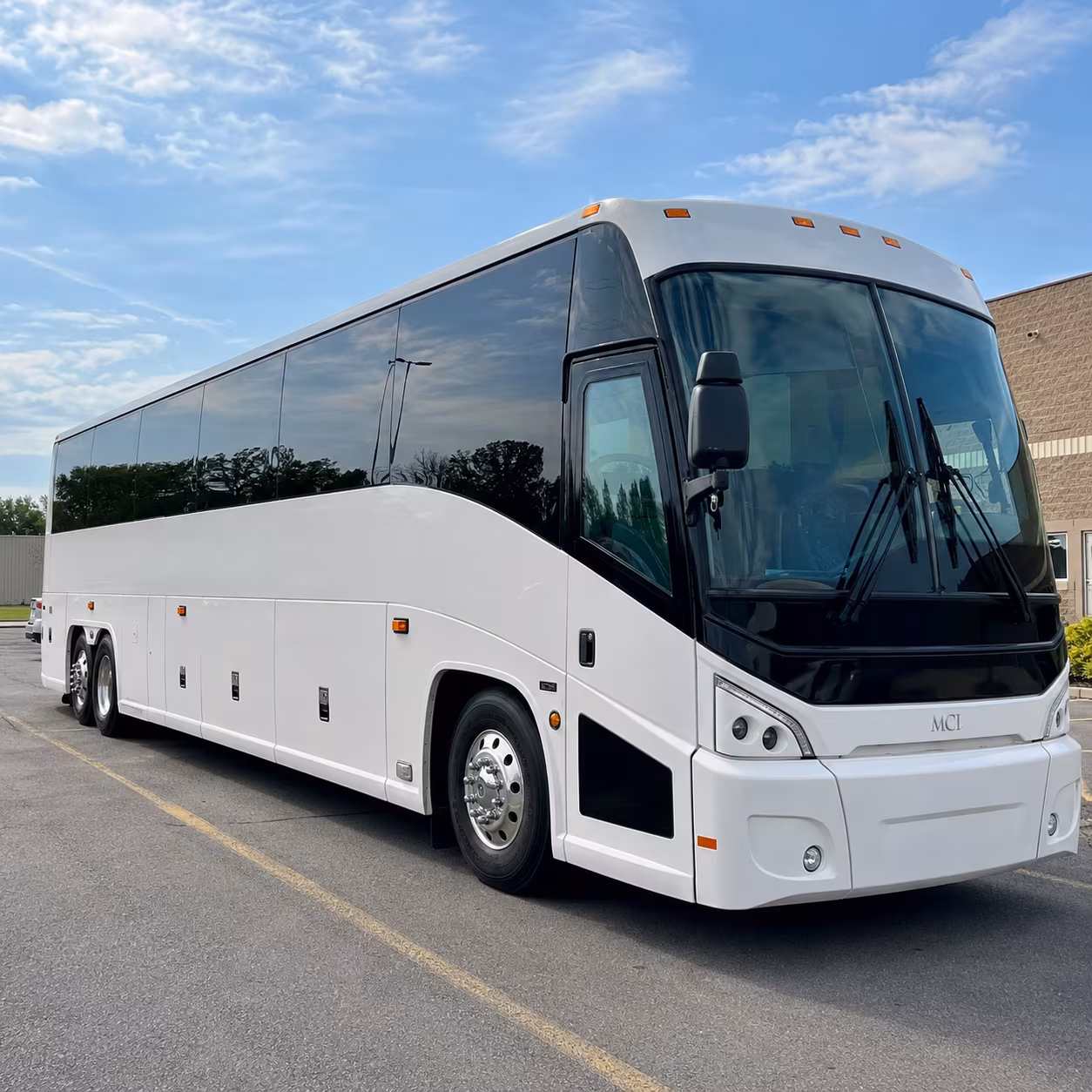 it just got easier to set up airport transfers and special event shuttles for your lake forest team