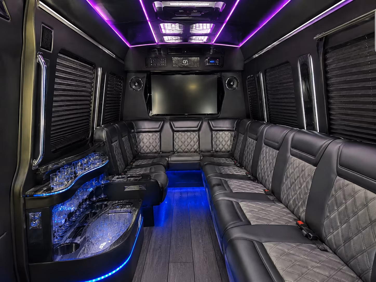 these buses make employee commuter shuttles along bake parkway and trabuco road easy