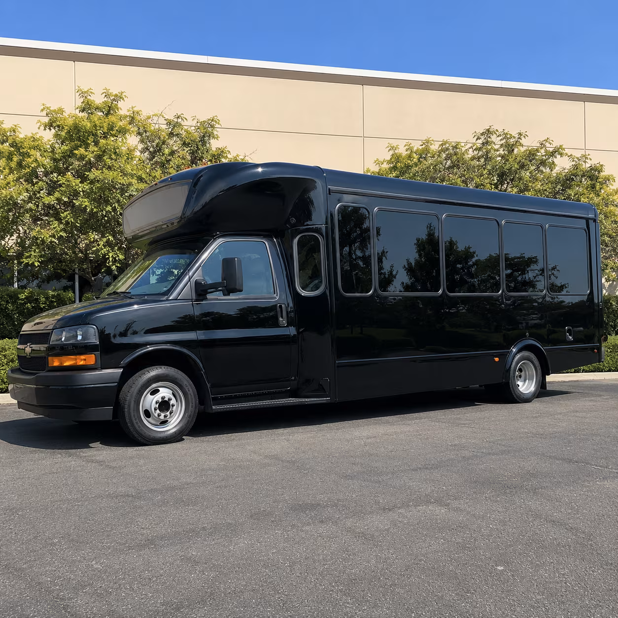 tustin private bus rentals for tustin concerts and festivals