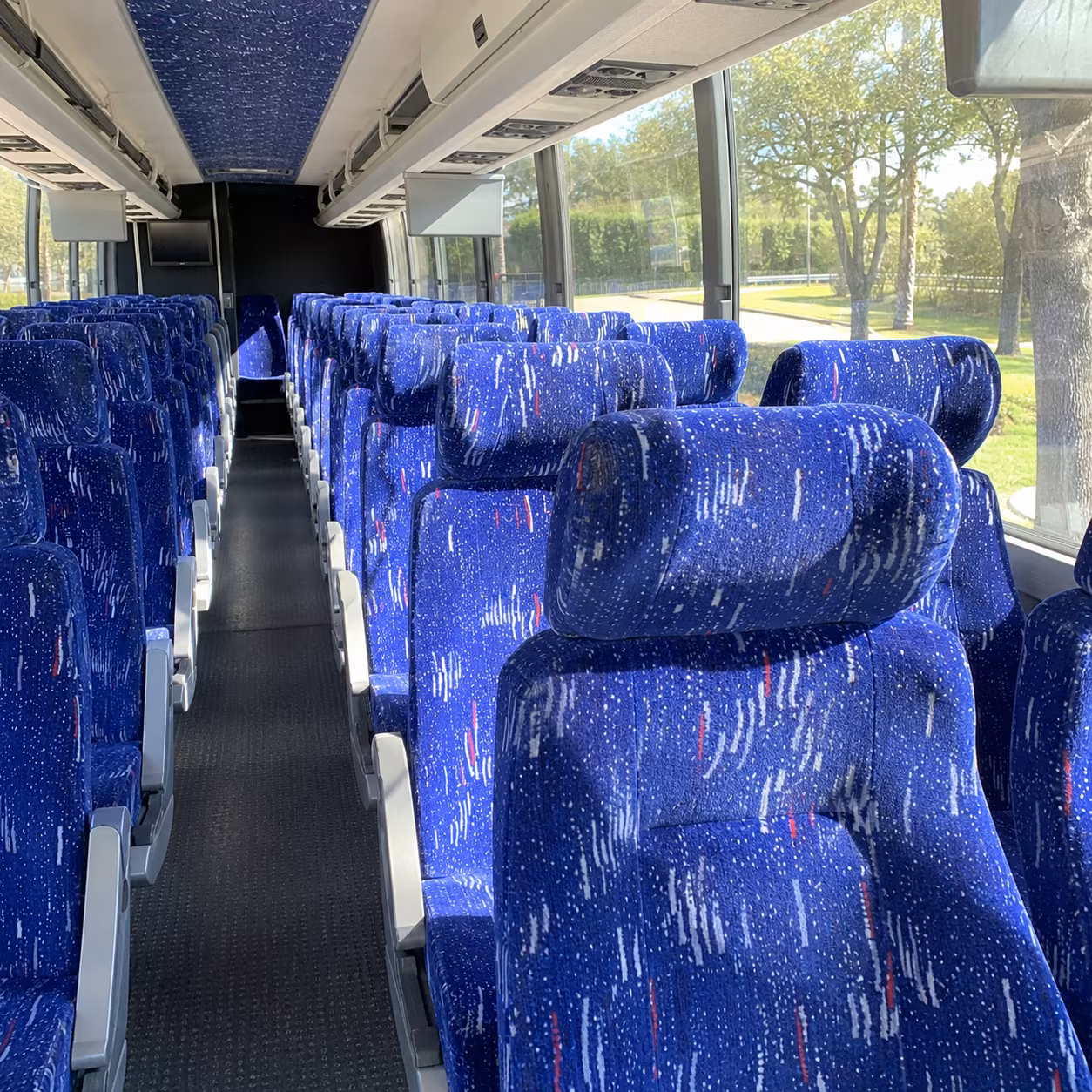 with so many events at saddleback church group shuttles just make sense